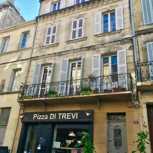 Chanteloche Apartment